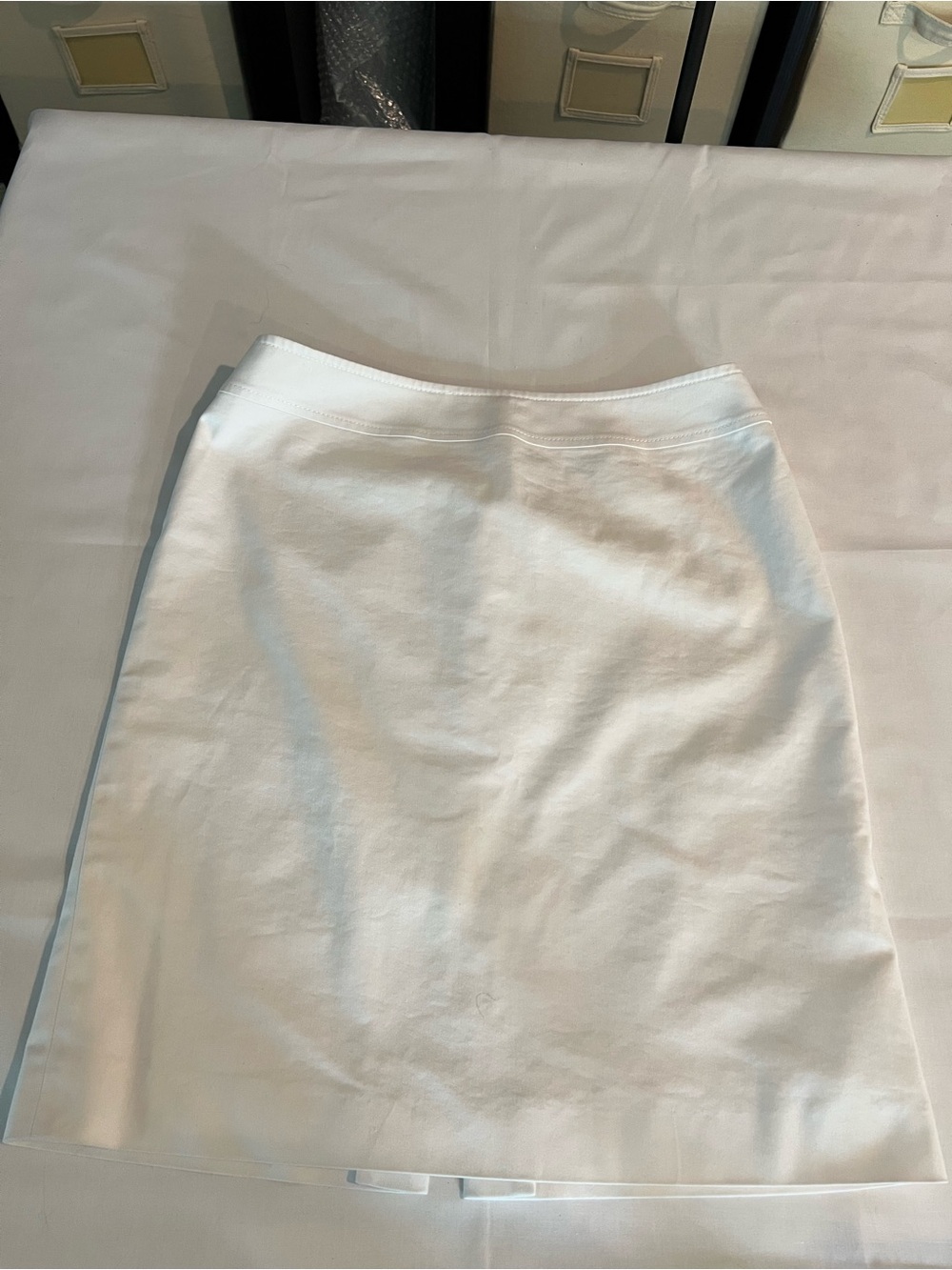 Classic White Pencil Skirt Petite Size 4P